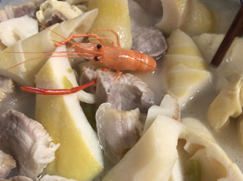 咸肉竹笋河虾汤