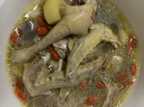 鸽子枸杞汤